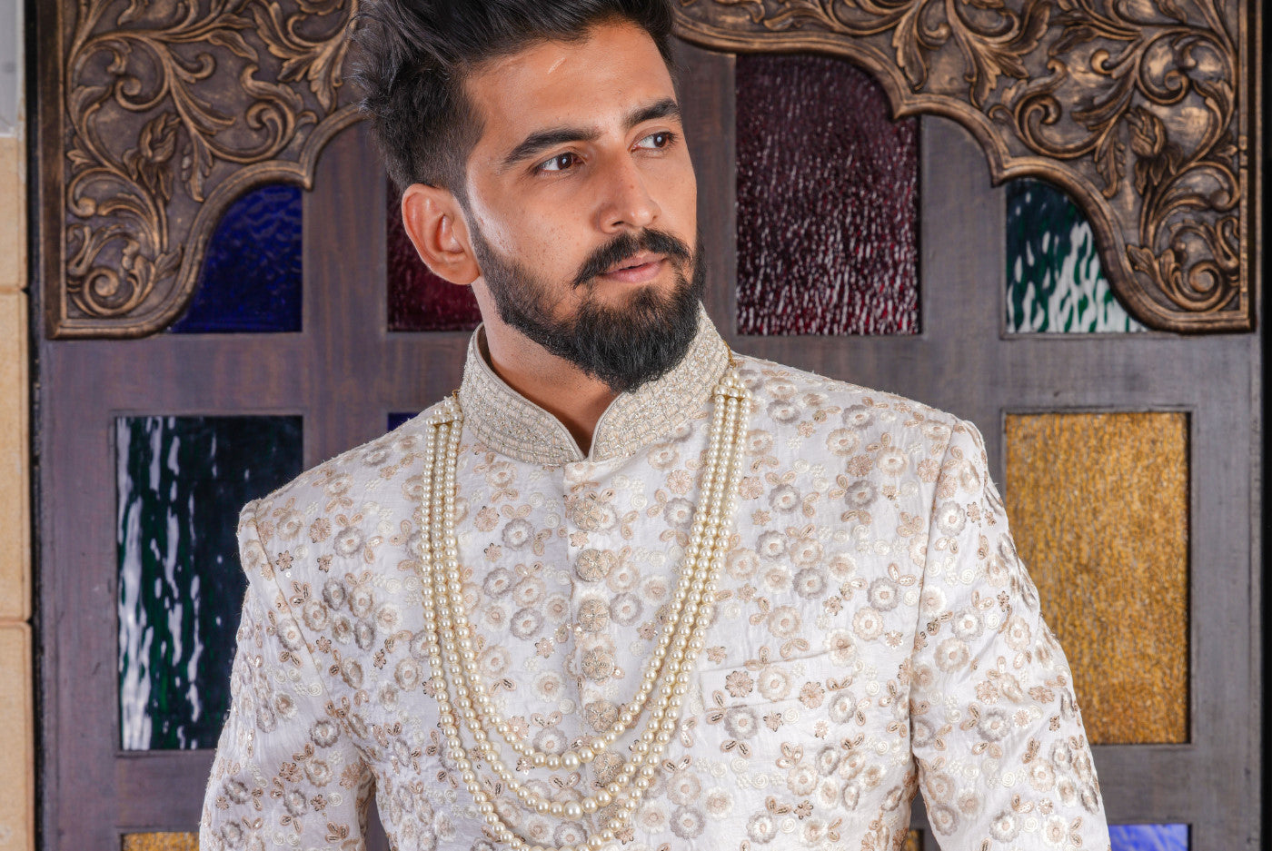 7 Ways to Pull off Ethnic Wear (and not Look Awkward)