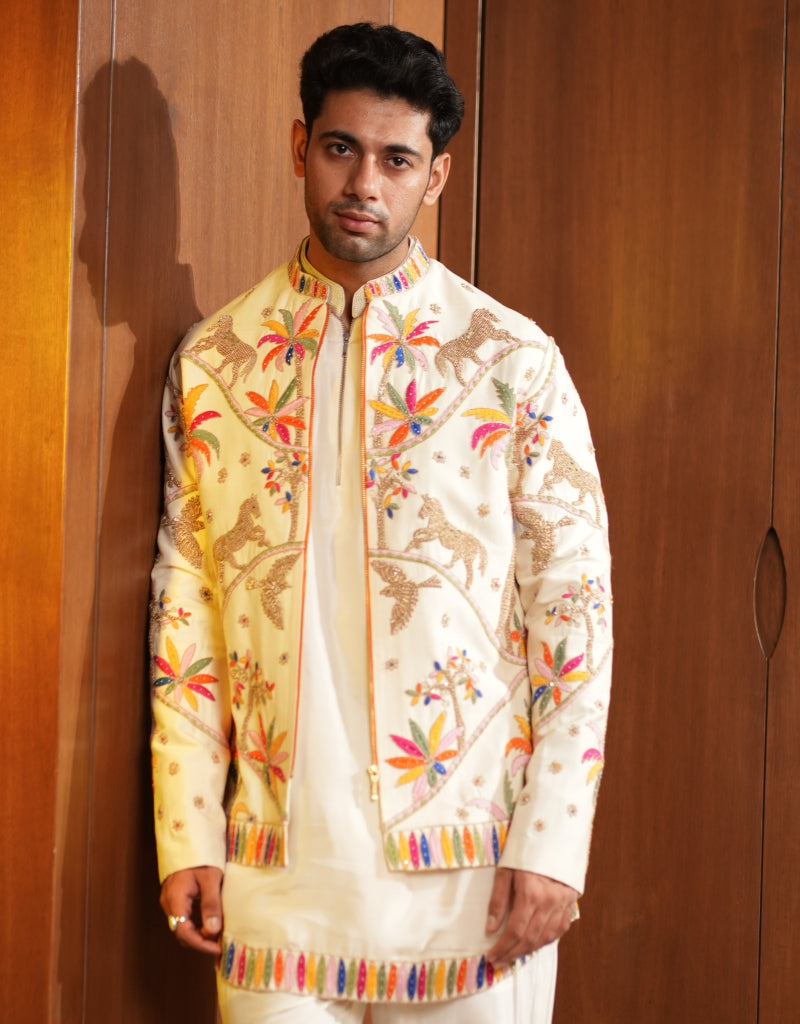 Regal Fauna Embroidered Bandi Set