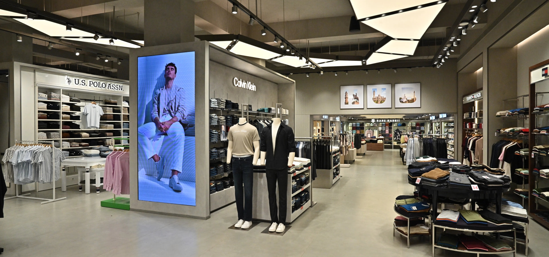 men's fashion store in Vadodara