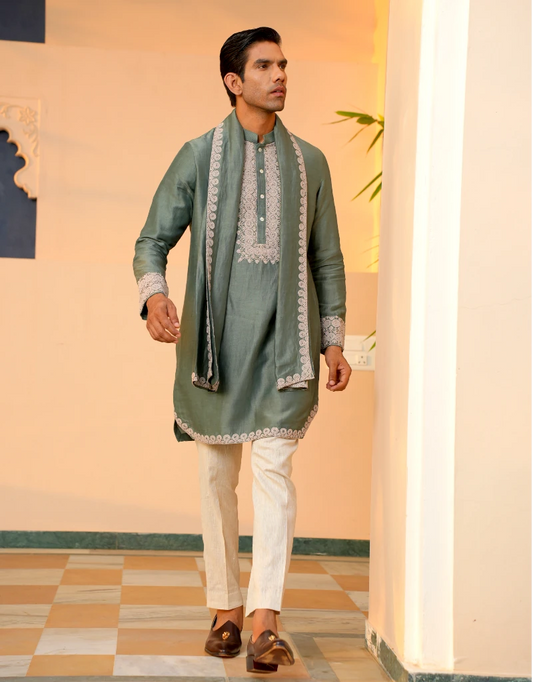 Embroidered Elegant Kurta Set