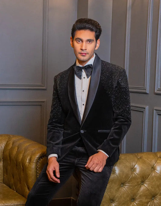 Royal & Regal Suit