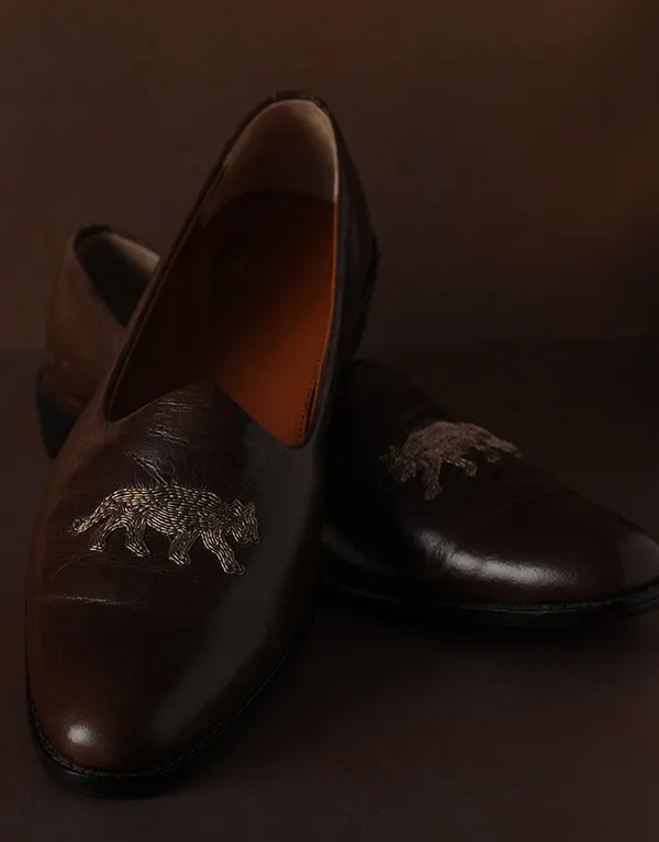 brown mojaris for men